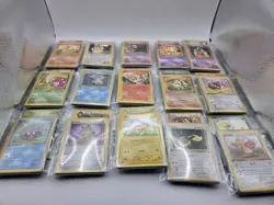 40 Card Pack GUARANTEED TWO Vintage (Pre-2003) Cards And 2 Modern Holos In Packs - Image 2