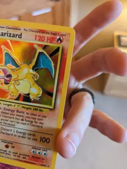 Pokemon Charizard 004/102 Base Set Holo Unlimited - Image 4