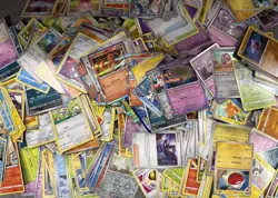HUGE Lot of Pokemon Cards Pokemon- Almost 3lbs - Over 700 Cards - Image 1