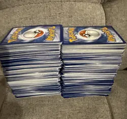 HUGE Lot of Pokemon Cards Pokemon- Almost 3lbs - Over 700 Cards - Image 2