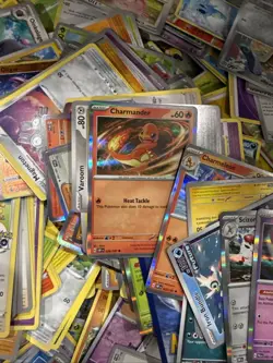 HUGE Lot of Pokemon Cards Pokemon- Almost 3lbs - Over 700 Cards - Image 3