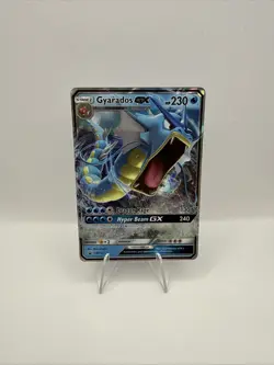 2016-19 Pokemon SM Black Star Promos Gyarados #SM212 MP - Image 1