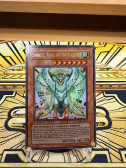 Yugioh Simorgh, Vogel der Gottlichkeit Ultra Rare SD8-DE001 - Image 1