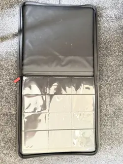 Vault X - 12 Pocket Trading Card Zip Binder 480 Cards - Red - Image 4