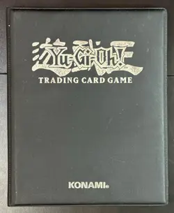 Vintage Yu-Gi-Oh Trading Card Game Binder yuhioh Vintage . Excellent condition. - Image 1