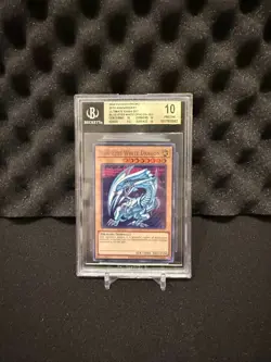 Blue-Eyes White Dragon Secret Rare 25th Anniversary Ultimate Kaiba Set BGS 10 En - Image 1