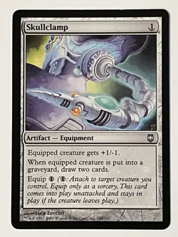 Skullclamp Darksteel Non-Foil MTG LP - Image 1
