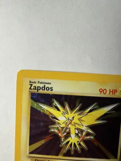 Pokemon TCG Zapdos Base Set Holo Unlimited Rare Card 16/102 - Image 5