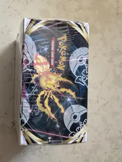 Pokemon Sword & Shield Silver Tempest Booster Box - 36 Cards - Image 3