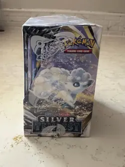 Pokemon Sword & Shield Silver Tempest Booster Box - 36 Cards - Image 4