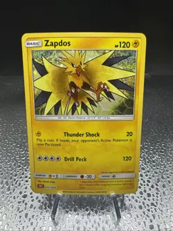 Pokemon TCG Zapdos Classic Collection Holo 12/34 - Image 1