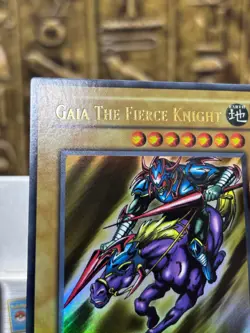 Yugioh! Gaia the Fierce of Knight Ultra Rare LOB-006 1st Edition -NM VINTAGE - Image 3