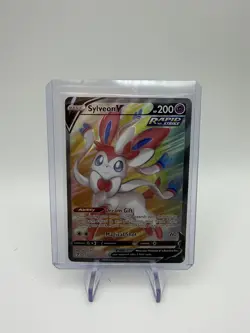 Pokemon TCG Sylveon v Full Art Ultra Rare Holo Card Evolving Skies 183/203 - Image 1