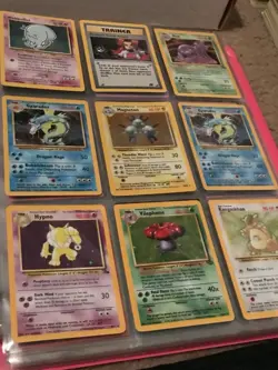 Vintage Pokemon 10 Card Mystery Lot: Guaranteed Reverse Holo/Holo (Description) - Image 2