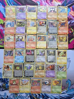 Vintage Pokemon Card Lot Delta Species Kabuto Totodile Ralts Charmander 30+ - Image 1