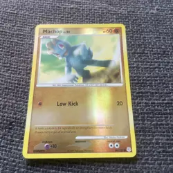 Machop 86/130 Diamond and Pearl Reverse Holo Vintage Pokemon Card - LP - Image 1