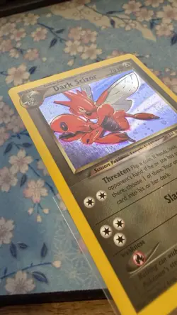 LP/NM Pokemon TCG Neo Destiny Dark Scizor 9/105 Holo Rare with Swirl - Image 3