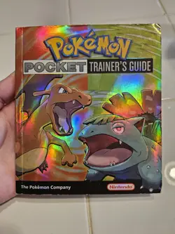 2004 POKEMON POCKET TRAINERS GUIDE Nintendo Book: Fire Red Leaf Green - Image 1