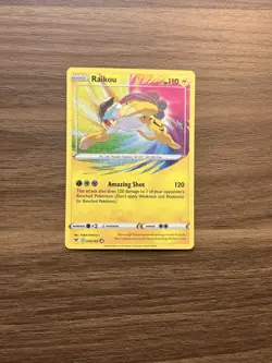 Pokemon Raikou 050/185 Swsh04 Vivid Voltage Amazing Rare Holo 110 HP 120 Card - Image 4