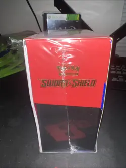Pokemon Sword and Shield Base Set ETB Elite Trainer Box Zacian - Factory Sealed 820650104459 - Image 2