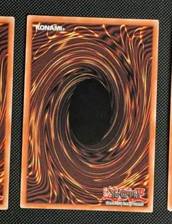 Red-Eyes Black Dragon (7th Art) (Platinum Secret Rare) RA04-EN109 Yugioh NM/MT - Image 2