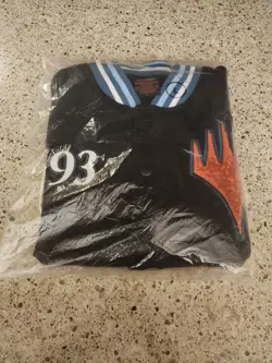 Magic The Gathering MTG MagicCon Minneapolis Varsity Jacket Sweatshirt L -NEW - Image 2