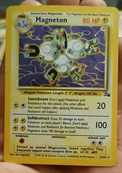 Pokemon TCG Magneton 11/62 Fossil Holo Rare 80 HP Ken Sugimori - Image 1