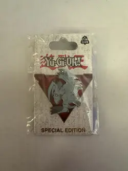 Yugioh Blue Eyes Toon Dragon Special Edition Metal Pin Club NEW SEALED - Image 1