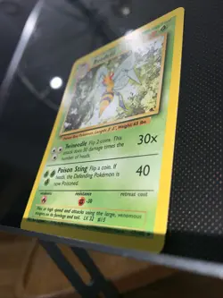 Pokemon TCG Beedrill Card 17/102 Base Set 1999 Ken Sugimori Vintage Card - Image 2