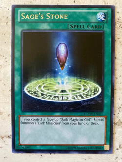 Sage's Stone - LCYW-EN073 - Rare - Unlimited - Image 1