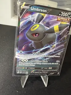 Umbreon V SWSH203 SWSH: Sword & Shield Promo Cards Holo NM - Image 2