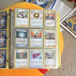 Pokemon cards Mixed Card Lot - Image 3