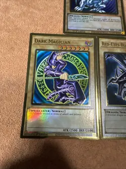 🔥 YUGIOH Blue-Eyes Red Eyes Dark Magician MAGO-EN001 1ST EDITION NM GOLD RARE - Image 4