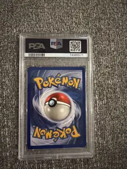1999 POKEMON BASE SET UNLIMITED #1 ALAKAZAM-HOLO PSA 1 - Image 2