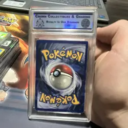 Pokemon Machop 052/102 Base Set Crown Collectibles Graded Common Regular Card - Image 2