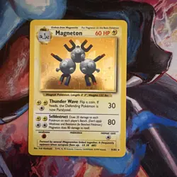 Magneton 9/102 Unlimited Base Set Holo Rare 1999 English Pokemon Card WOTC TCG - Image 2