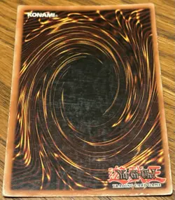 Yu-Gi-Oh! Dark Magician Secret Rare BPT-007 2003 Collector Tin MP 🔥🔥 - Image 2