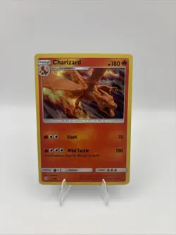 Charizard 5/18 Ultra Rare Card Pokemon Detective Pikachu - Image 1