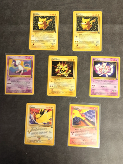 Vintage Pokemon WoTC Lot of 7 Cards and packs - Image 1
