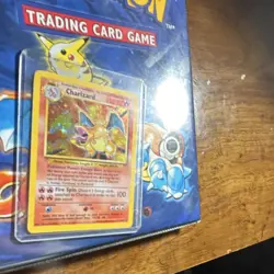 Pokemon Charizard Base Set Holo rare 004/102 English Card 1999 mint condition - Image 3
