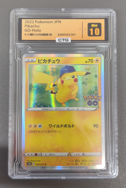 2022 Japanese Pikachu 028/071 Holo Rare Pokemon GO s10b Pokemon Card - Image 1
