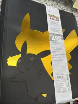 Elite Series Pikachu 12-Pocket Zippered PRO-Binder for Pokemon 74427157746 - Image 2