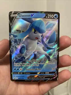 Glaceon V SWSH196 SWSH: Sword & Shield Promo Cards Holo - Image 1