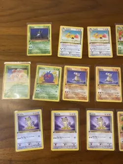 Pokemon TCG 1st Edition Jungle Lot - 22 Commons & Uncommons - LP-HP - Image 1