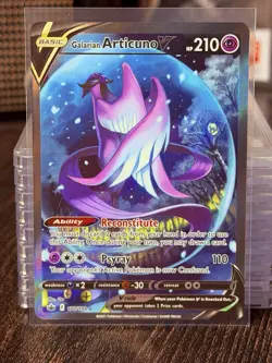 2021 Pokemon Sword & Shield Chilling Reign #170/198 Galarian Articuno V - Image 1