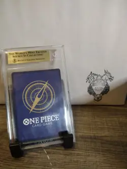 One Piece Trafalgar Law Treasure Rare ST10-010 BGS 9.5 - Image 2