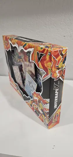 Pokemon TCG Infernape V Collection Box Sealed - FUSION STRIKE + LOST ORIGIN 820650851193 - Image 2