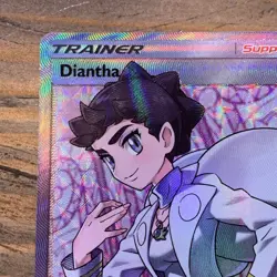 Diantha (Full Art) 130/131 Holofoil - Pokemon SM - Forbidden Light - Image 2