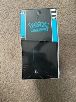 Pokemon TCG Black Bolt Elite Trainer Box ETB - Image 5