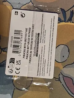 Pokemon Pikachu with Grey Felt Hat Van Gogh Museum Promo Card Sealed NM/MINT - Image 2